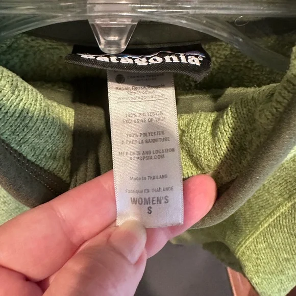 Patagonia Better Sweater 1/4 zip - Picture 3 of 5